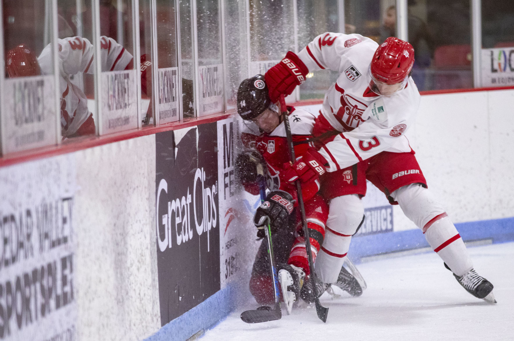 HKY Waterloo vs. Dubuque 10